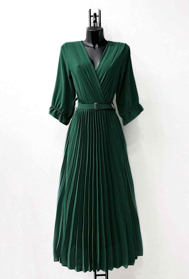 Lisa Zöld Ruha Övvel